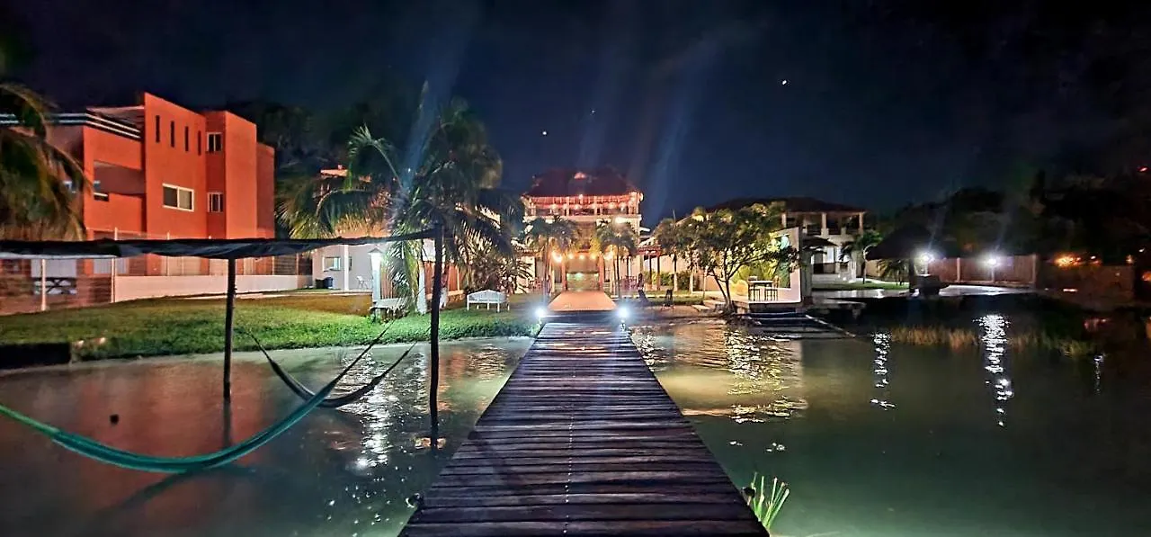 Casita Maya Bacalar